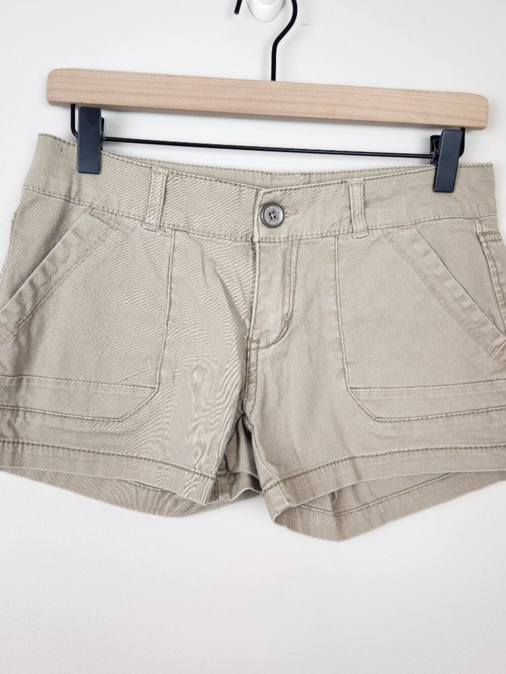 Vintage Y2k Union Bay Low Rise Cargo Shorts Khaki Size 5 Trendy Summer Mini